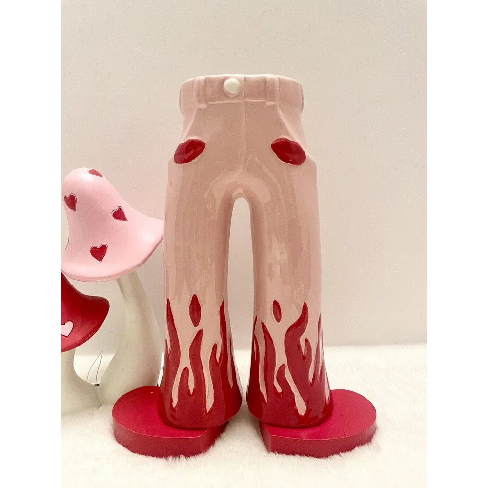 VALENTINES Day Ceramic Hot Pants‎ Vase Decor NEW